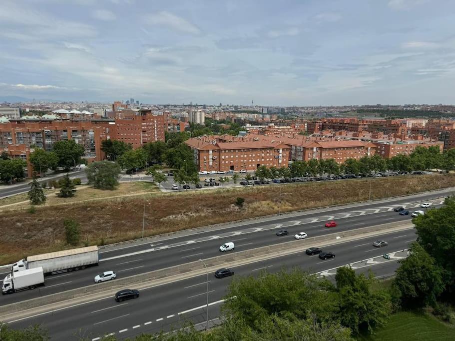 Piso Cerca Al Centro De Madrid San Lucianoアパートメント エクステリア 写真